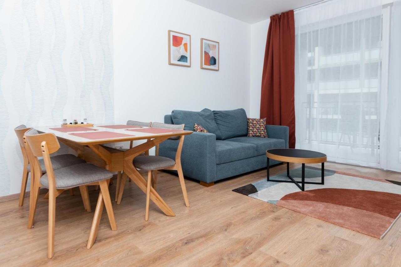 Westside Apartments By Firsthost — Photos 2